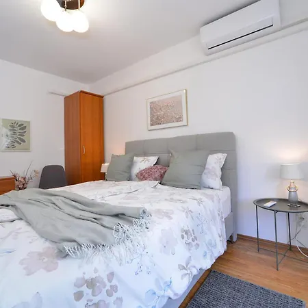 2 Bedroom Nice In Appartement Matulji